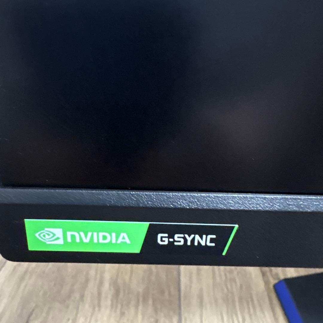 GigaCrysta ゲーミングモニター　23.8インチ