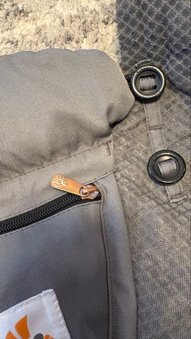 ergobaby オムニブリーズ 抱っこ紐　グラファイトグレー