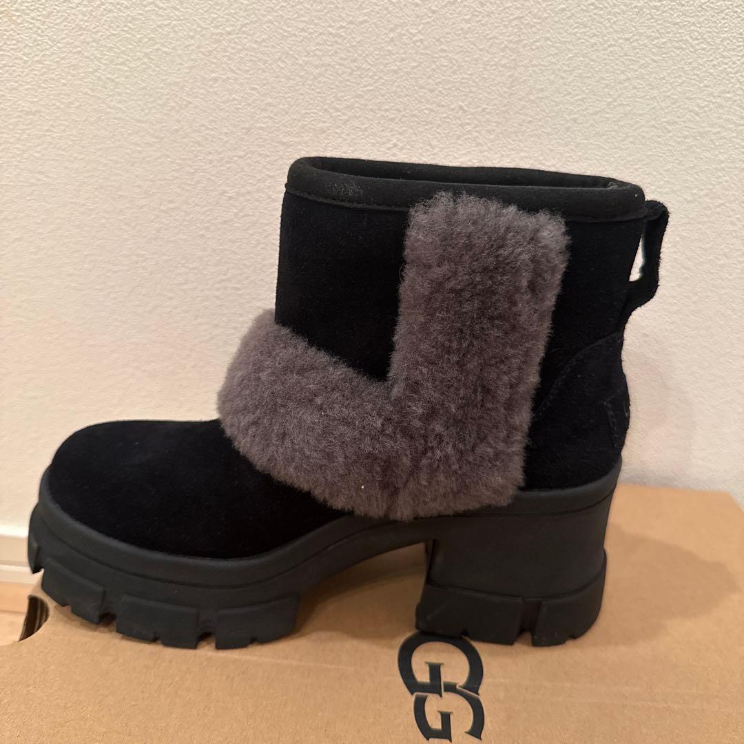 【未使用品】UGG BROOKLYN SUNBURST ブルックリンサンバースト