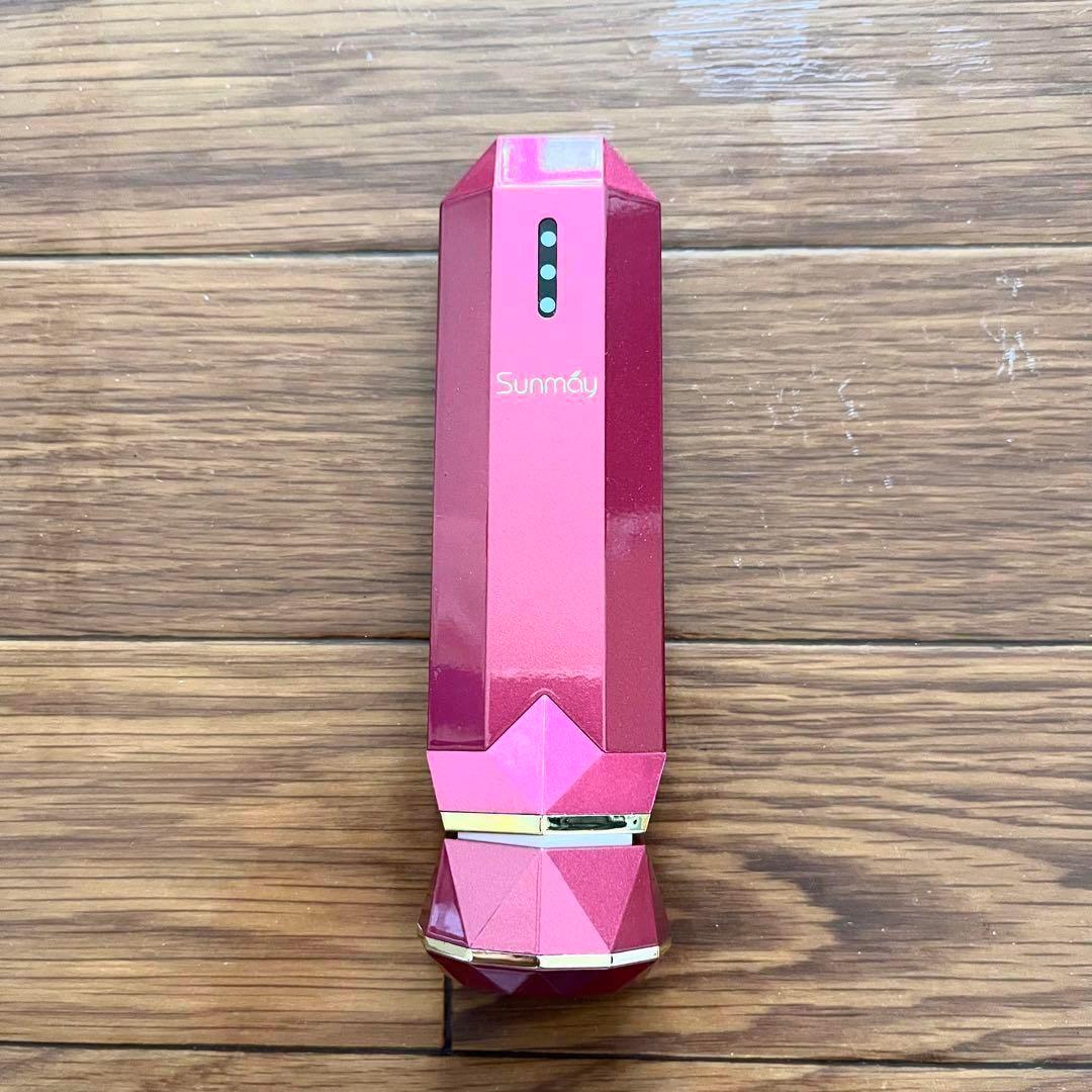 美顔器　微電流搭載　超音波振動　毛穴ケア　多機能　USB充電式　美肌　洗顔