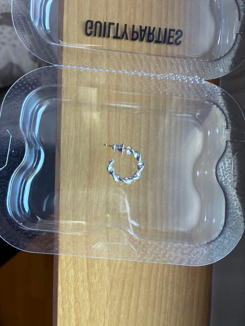 ワコマリアキャリアリング　パラダイス　片耳