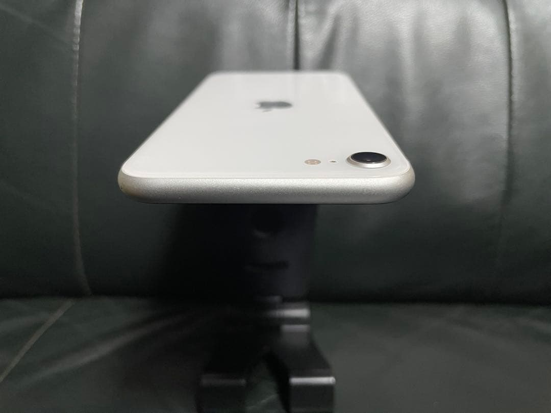 【新品バッテリー】iPhone SE2 128GB ホワイトSIMフリー