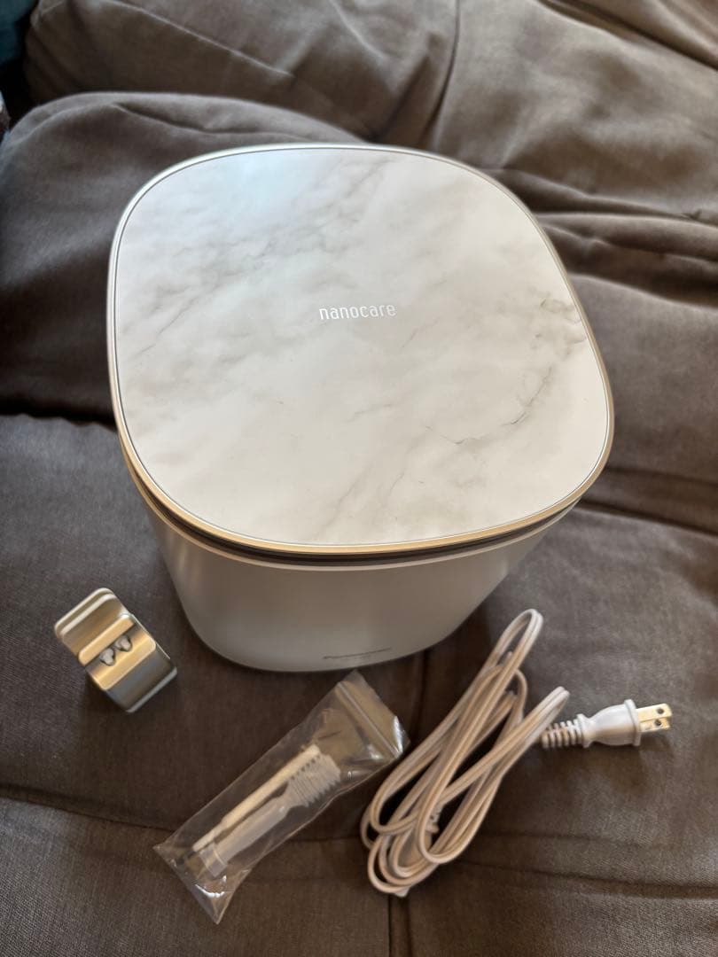 売り切り価格 美品 スチーマーナノケア EH-SA0B