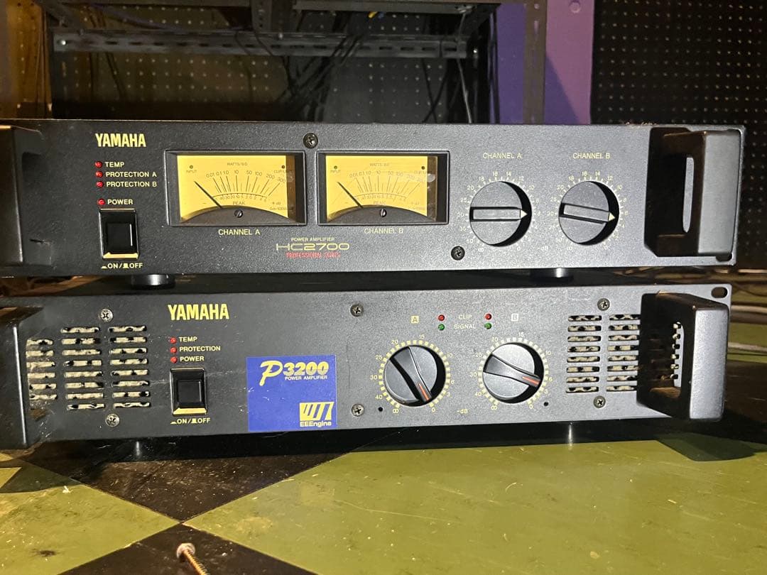 YAMAHA P3200 パワーアンプ