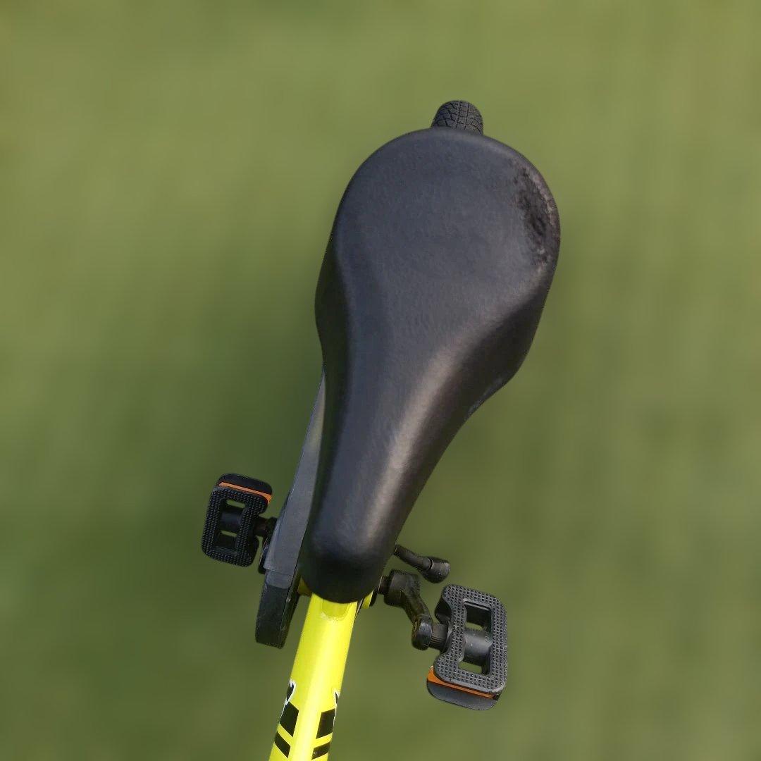 ストライダー限定色 STRIDER 14X ライムイエロー 幼児自転車