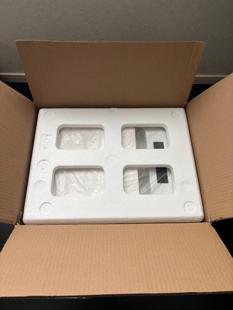 SUBARU x LOGOS ポータブル冷蔵庫・冷凍庫（非売品・未使用）