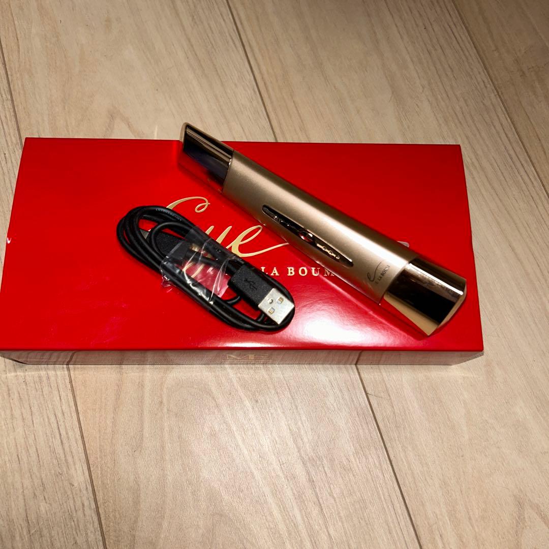 IKKOさんプロデュース　MEラボンアイ★目元ケア用美顔器