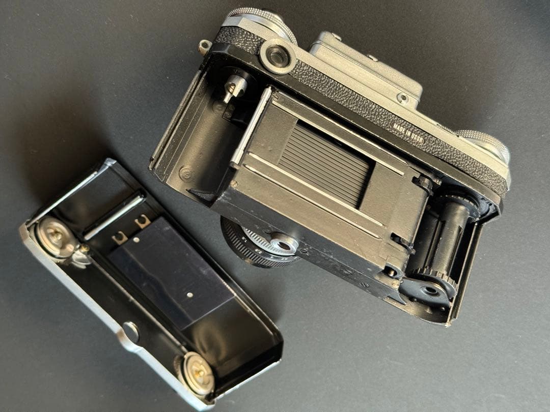 Kiev 4M + レンズ2本　+箱