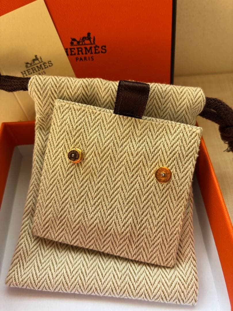 エルメス　ポップアッシュミニ ピアス 新品未使用品