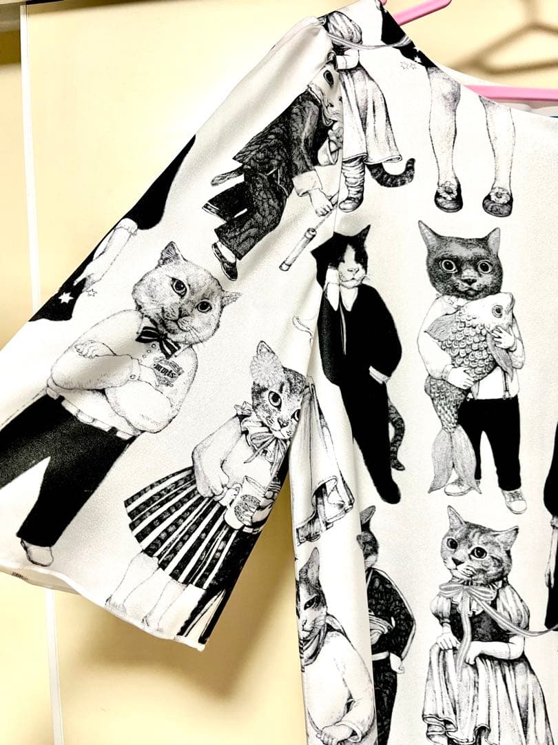 即購入⭕️ mmts ヒグチユウコ 猫10匹総柄ワンピース