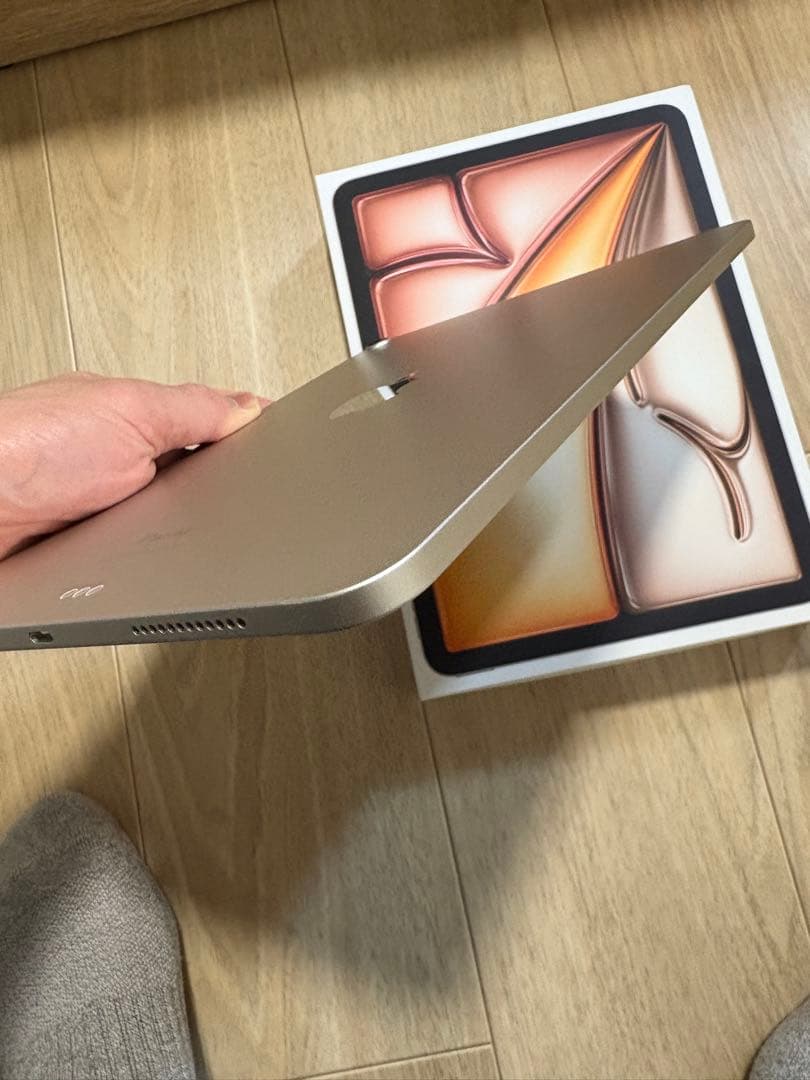 早い者勝ち‼️iPad Air 11インチM2 Wi-Fi 256GBスターライト