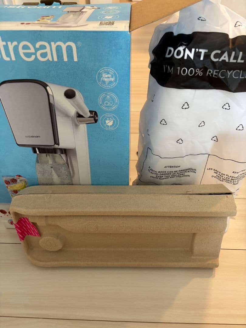 sodastream Art 炭酸水メーカー ホワイト ボトル付き