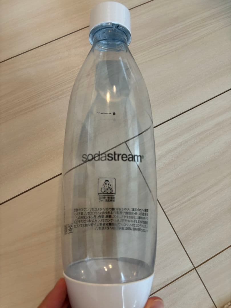 sodastream Art 炭酸水メーカー ホワイト ボトル付き