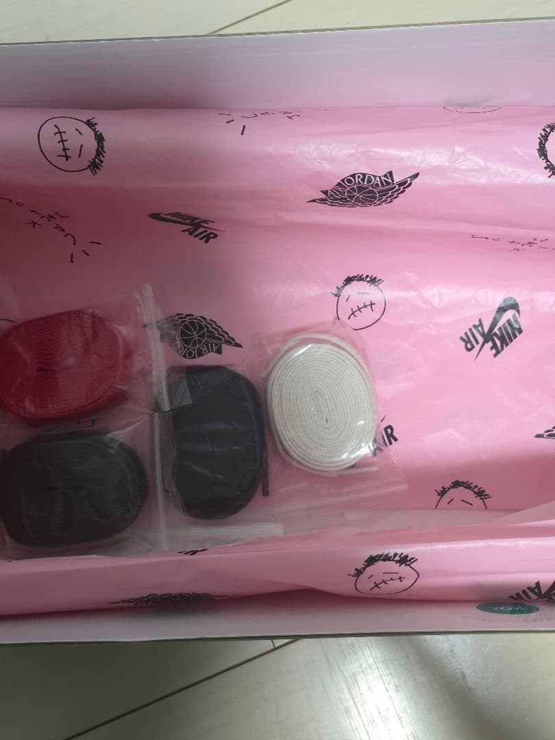 Nike Air Jordan 1 トラヴィススコット　ハイカット