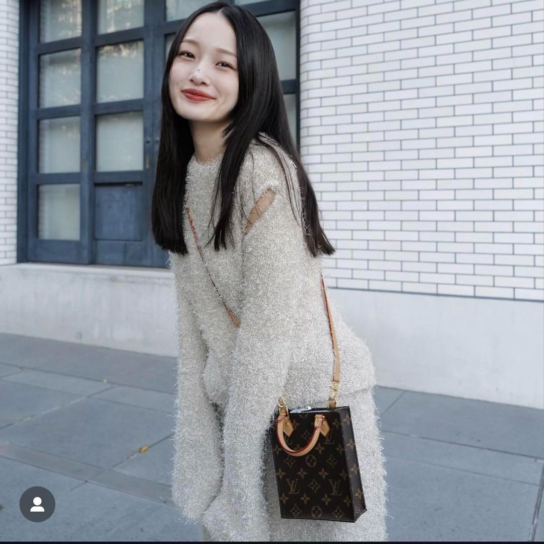 完売品✨　Mediam Fringe Slit Pullover ミディアム