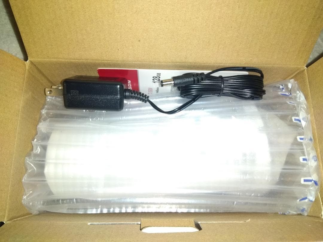 【新品未使用】防犯カメラ WIFI対応！ パンチルトズーム（PTZ）