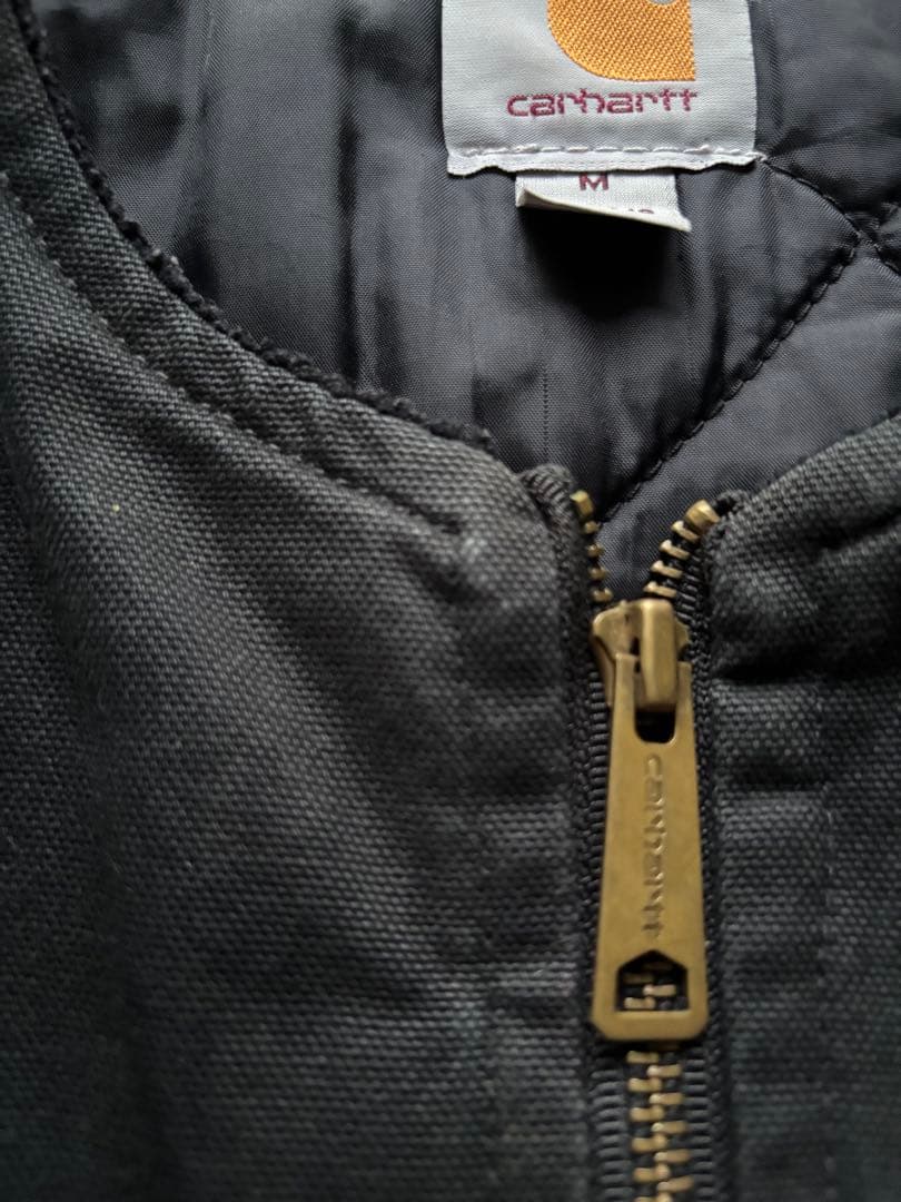 Carhartt カーハート　ダックベスト　ブラック　V01 BLK Mサイズ
