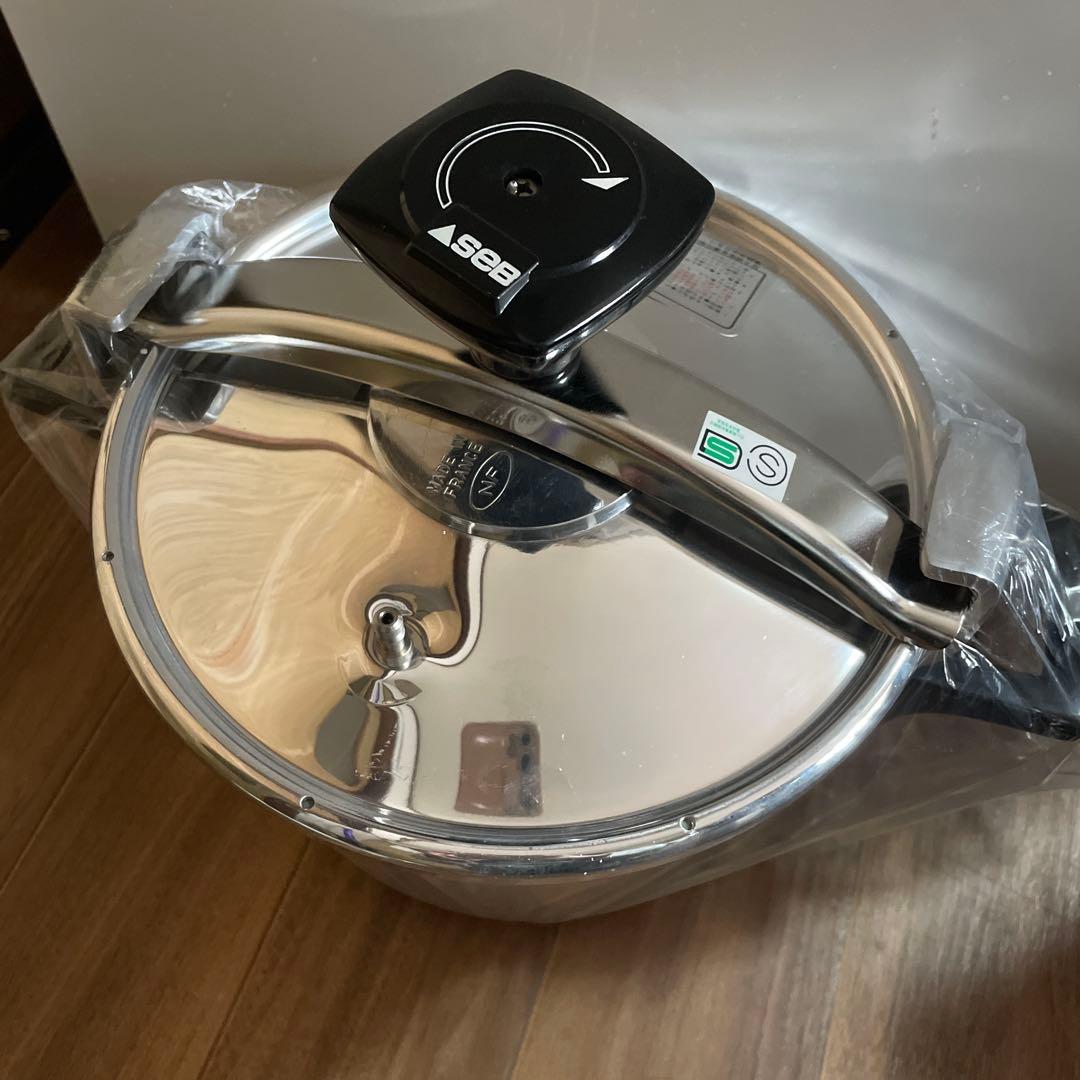 SEB 圧力鍋 6リットル 厚手アルミ製　セブ　フランス製　未使用