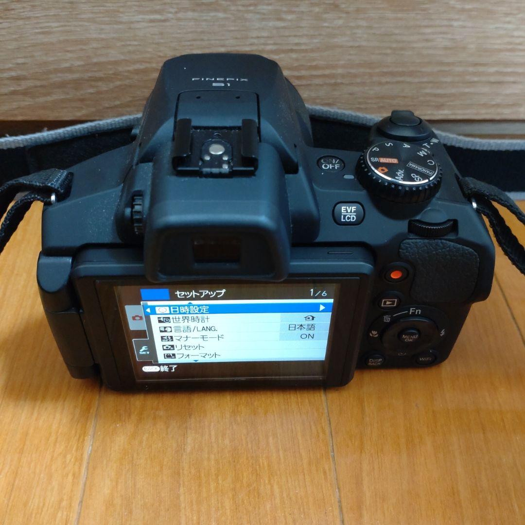 デジタルカメラ FUJIFILM FinePix S1
