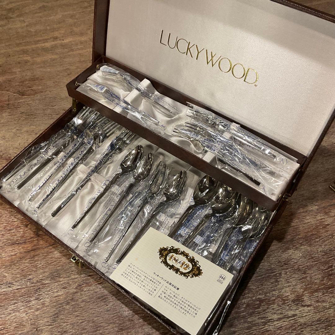 高品質！18ー12 新品 未使用 ラッキーウッド カトラリーセット 20本