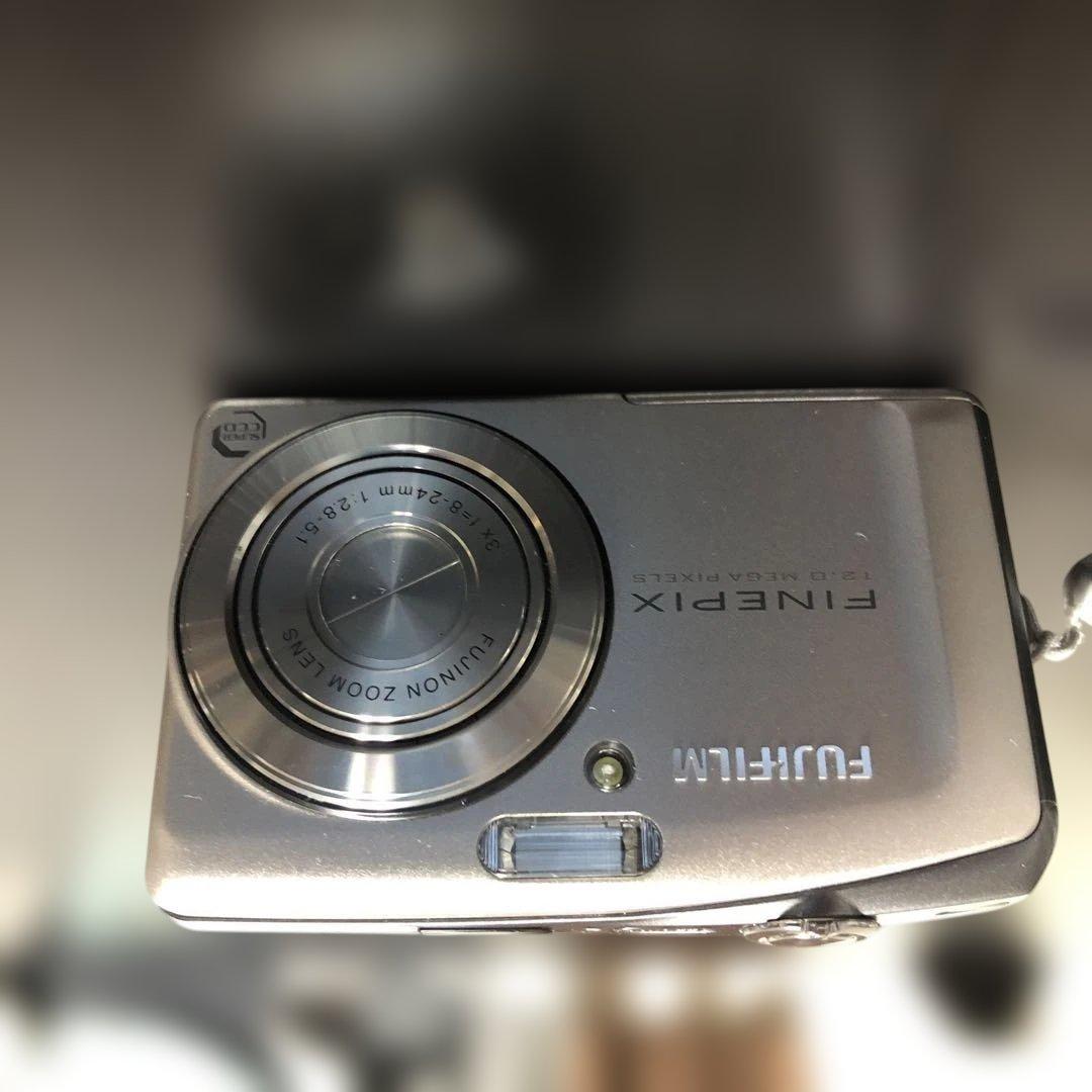 Fujifilm FinePix f60fdデジタルカメラ シルバー