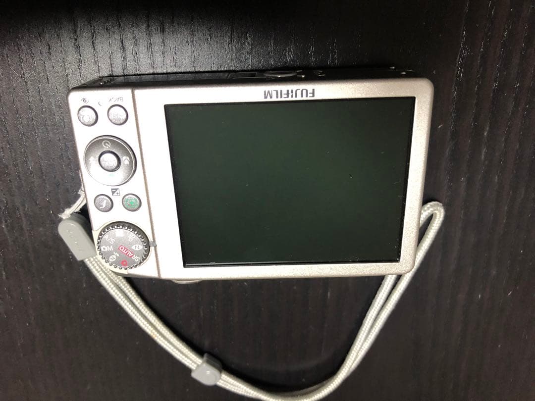 Fujifilm FinePix f60fdデジタルカメラ シルバー