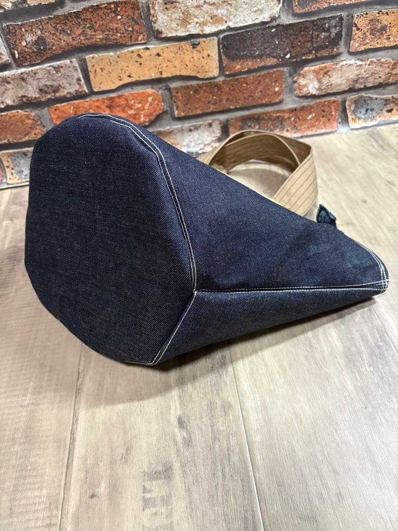デニムリメイク　大きい丸底トートバッグ