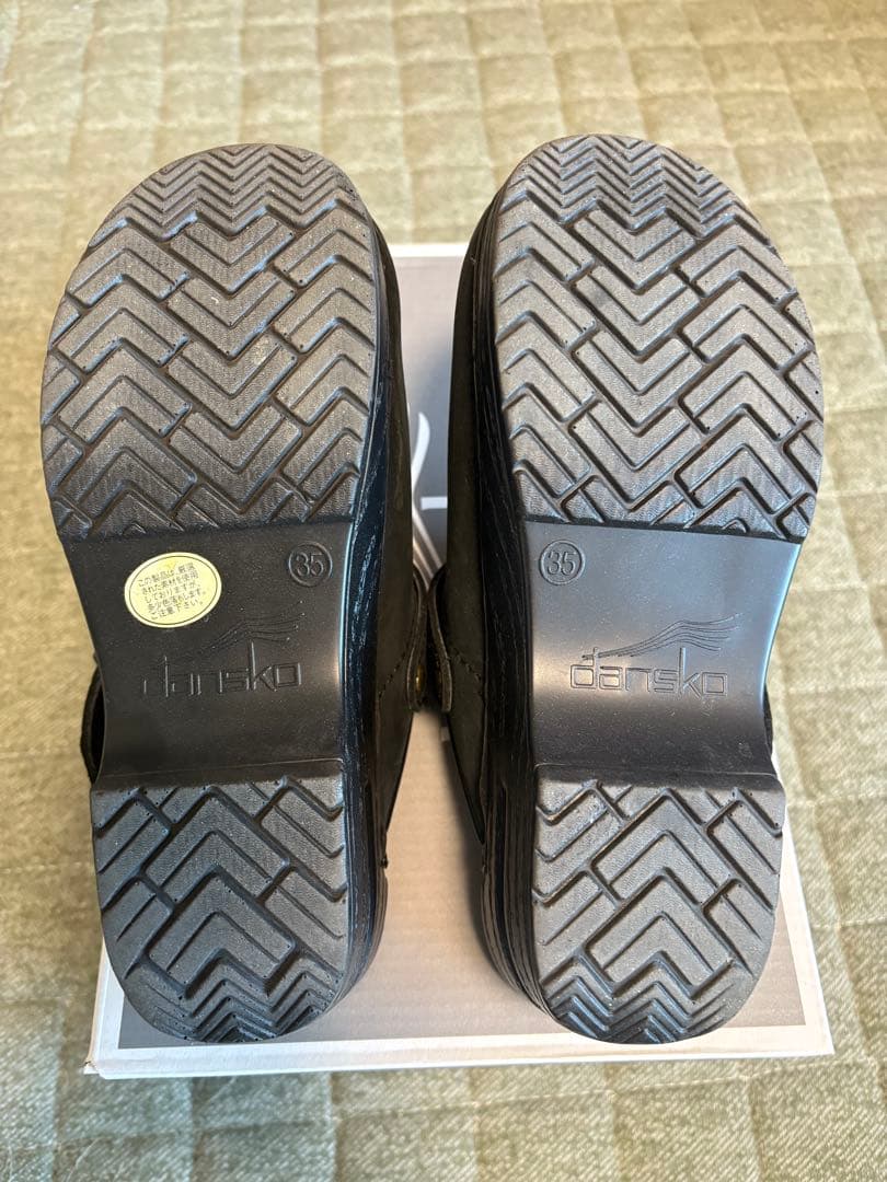 ダンスコ　イングリッド　35 ブラック