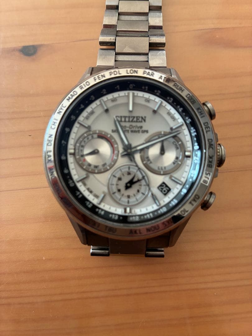 時計 CITIZEN ATTESA CC4010-80A