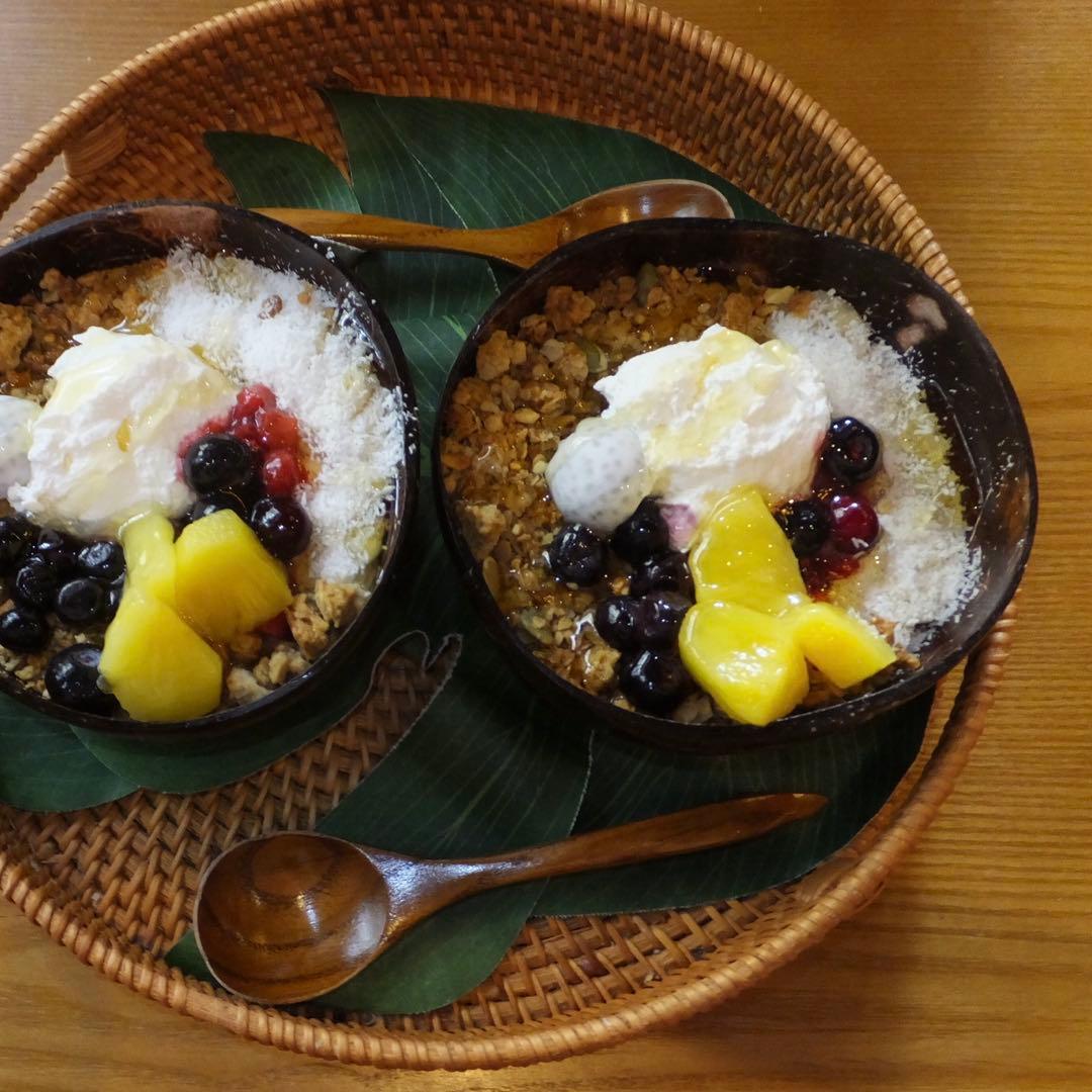 デジタルカメラFUJIFILM f1000exr レッド