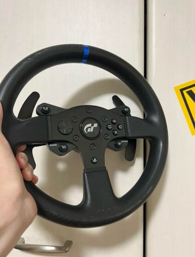 スラストマスター T300RS GTエディション