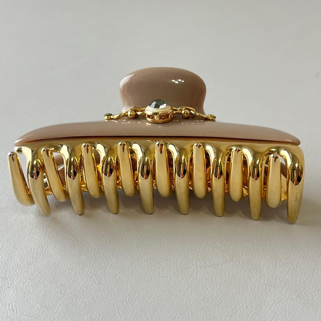 【美品】acca ヘアクリップ　ベージュ　ビジュー付き　イタリア製