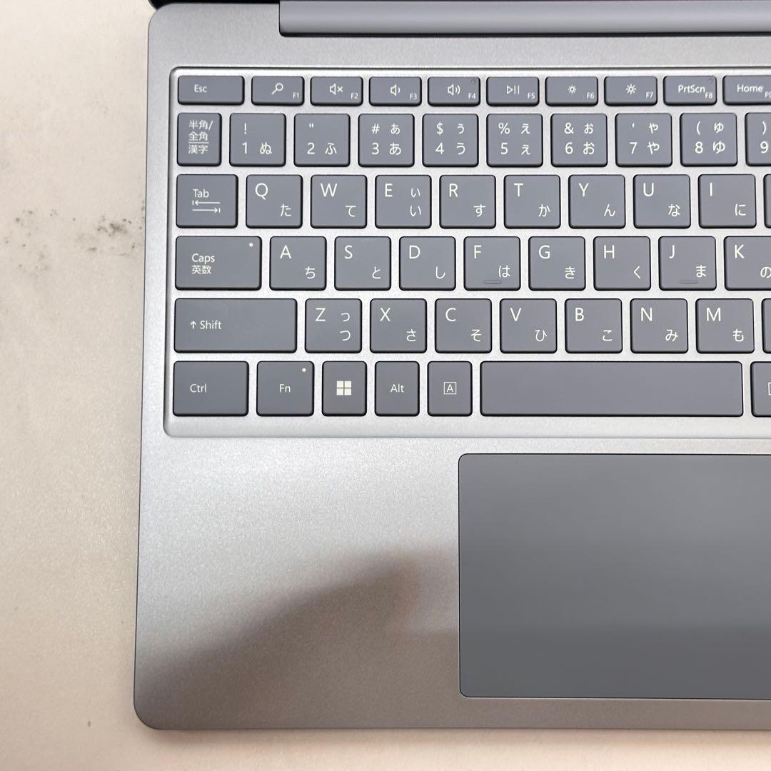 【極美品SA】Surface Laptop Go3 i5/8/256