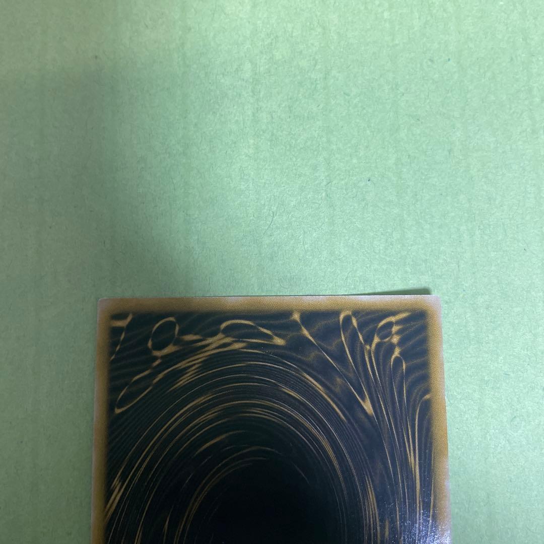 遊戯王 オシリスの天空竜 ラーの翼神竜 オベリスクの巨神兵 三幻神