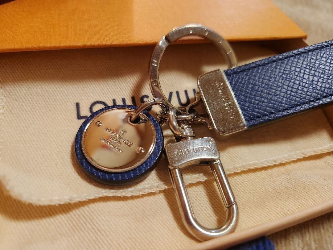 LOUIS VUITTON キーホルダー・ネオ LV クラブ ネイビー