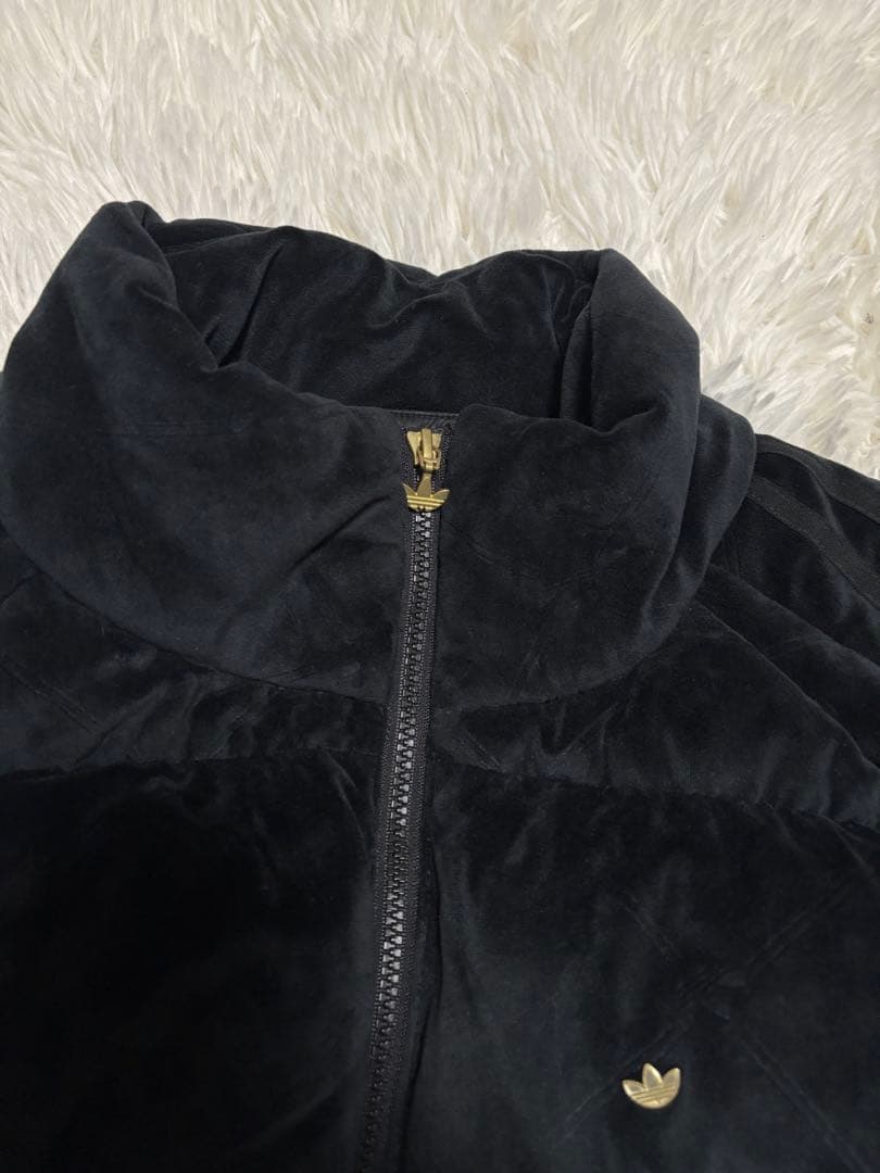 adidas アディダス ダウンジャケット ベロア　総柄 ゴールド　L