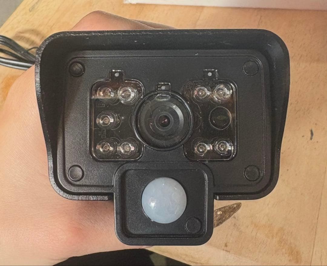 ⚪️サンワダイレクト 防犯カメラ 400-CAM035UTC