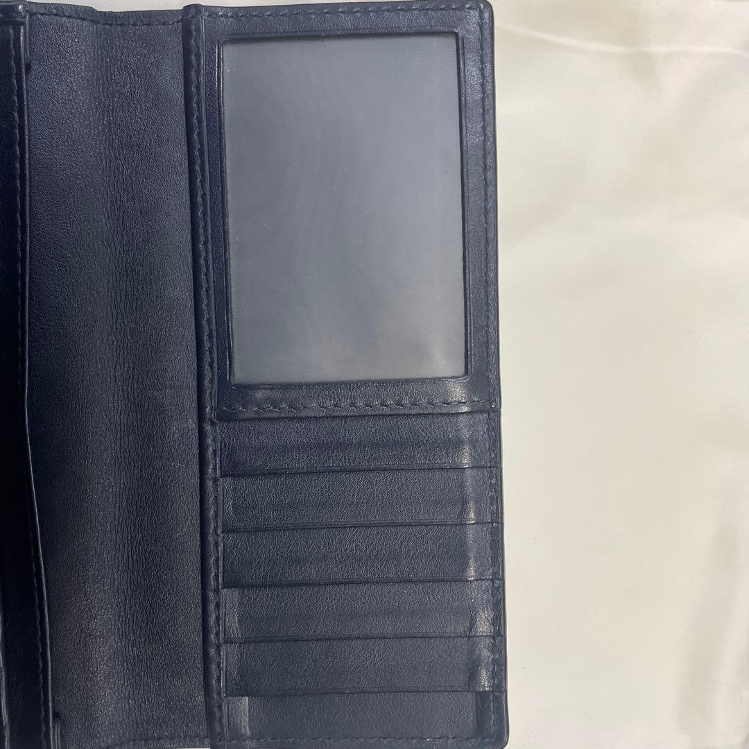 GUCCI エンボス加工 レザー長財布