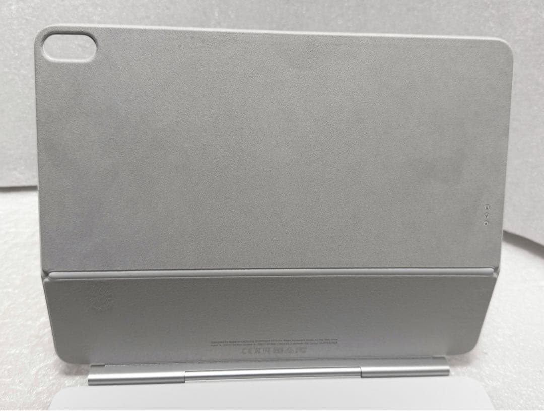美品　25年9月購入　Magic Keyboard iPad Air 13 M3