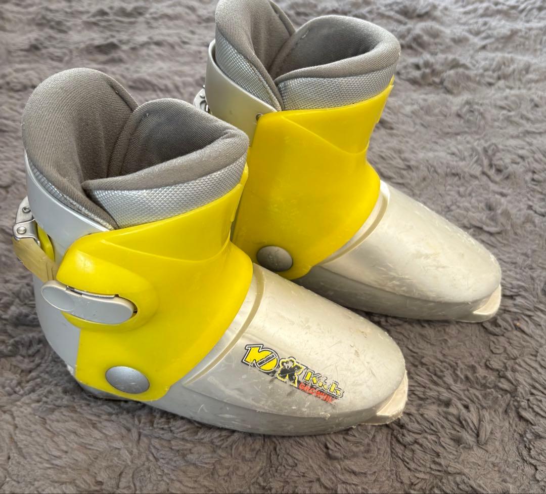 子供用スキー3点セット　KAZAMA板 90cm / ブーツ 20cm/ストック