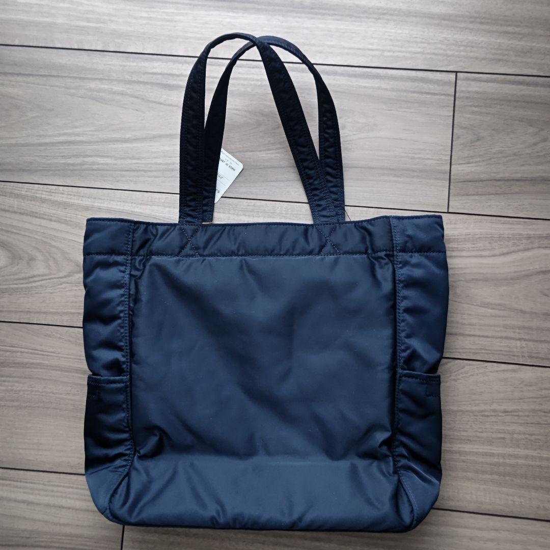 ポーター クリーム トートバッグ 缶バッチつき