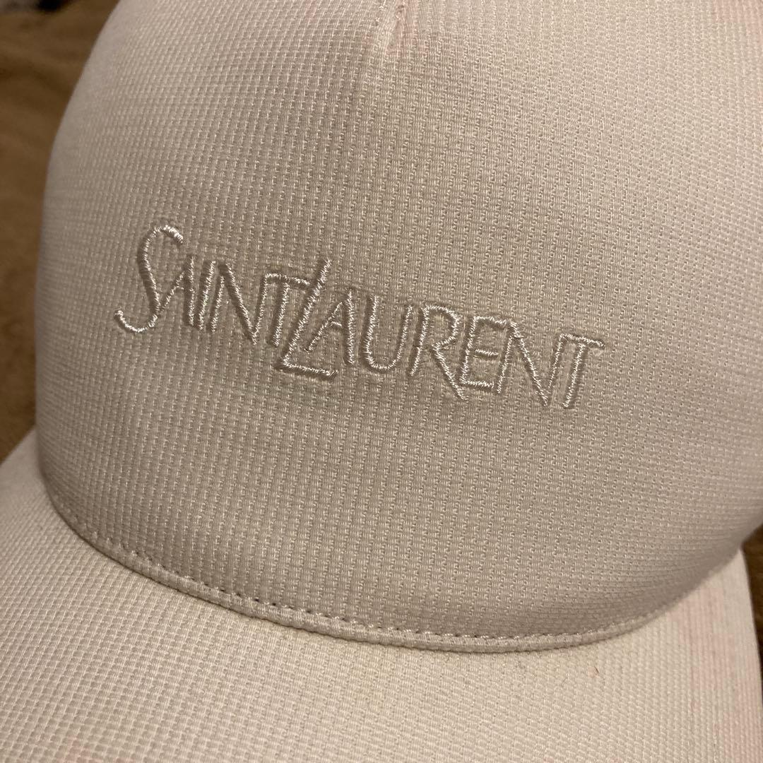 サンローラン　キャップ　アイボリー
