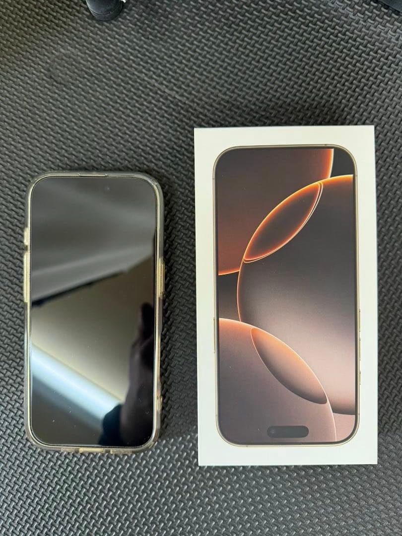 【美品】 iPhone 16 Pro　デザートチタニウム256GB 本体