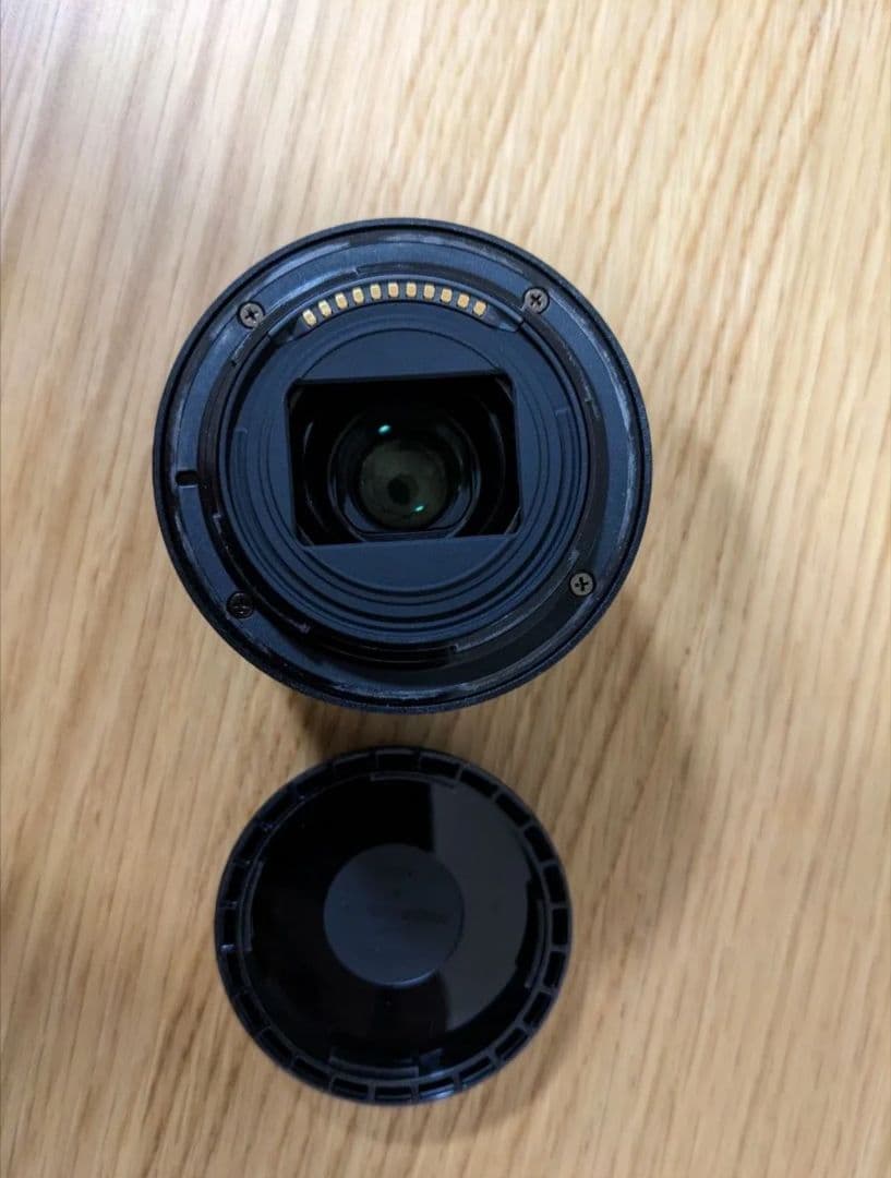 NIKKOR 28mm f/2.8 レンズ UV フィルター付き