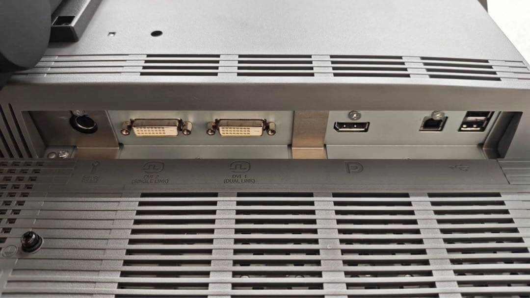 EIZO RadiForce RX440 29.8寸 使用时间18544H