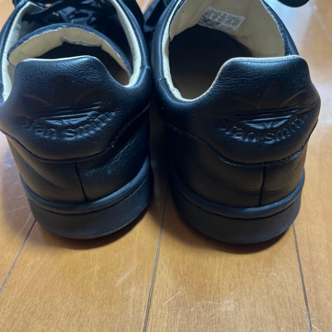 スタンスミス　lux ブラック