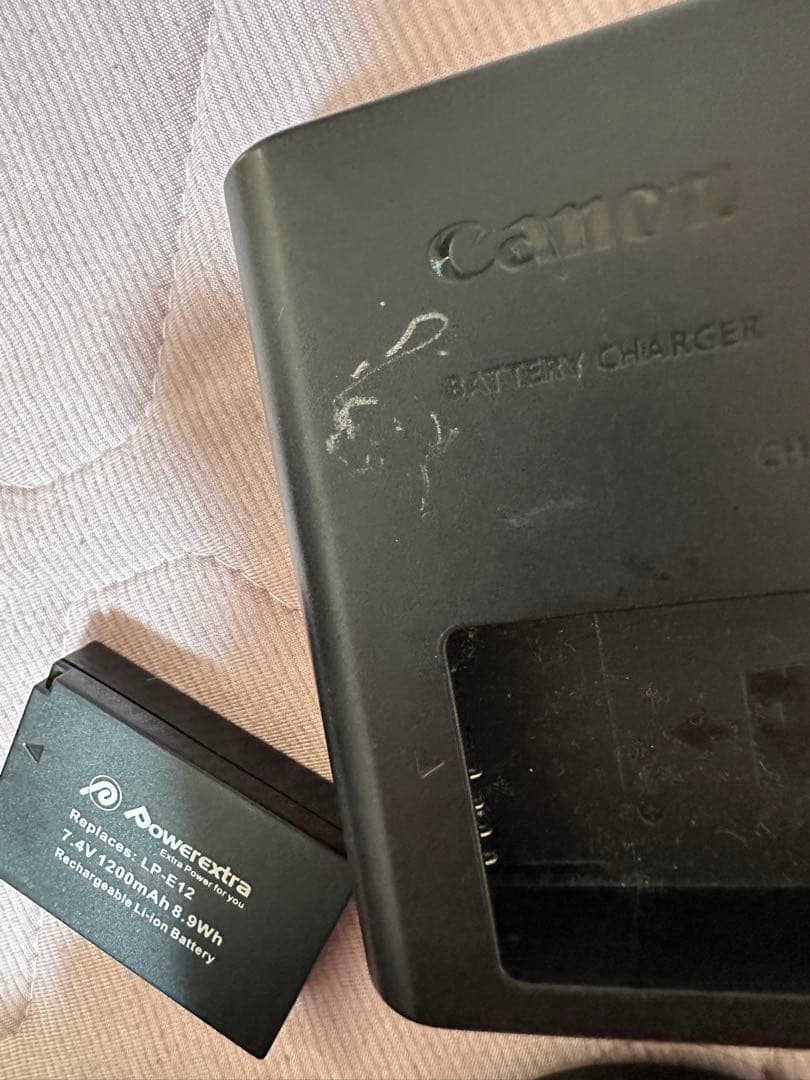 Canon EOS Kiss X7 一眼レフ　動作確認済み　カメラ