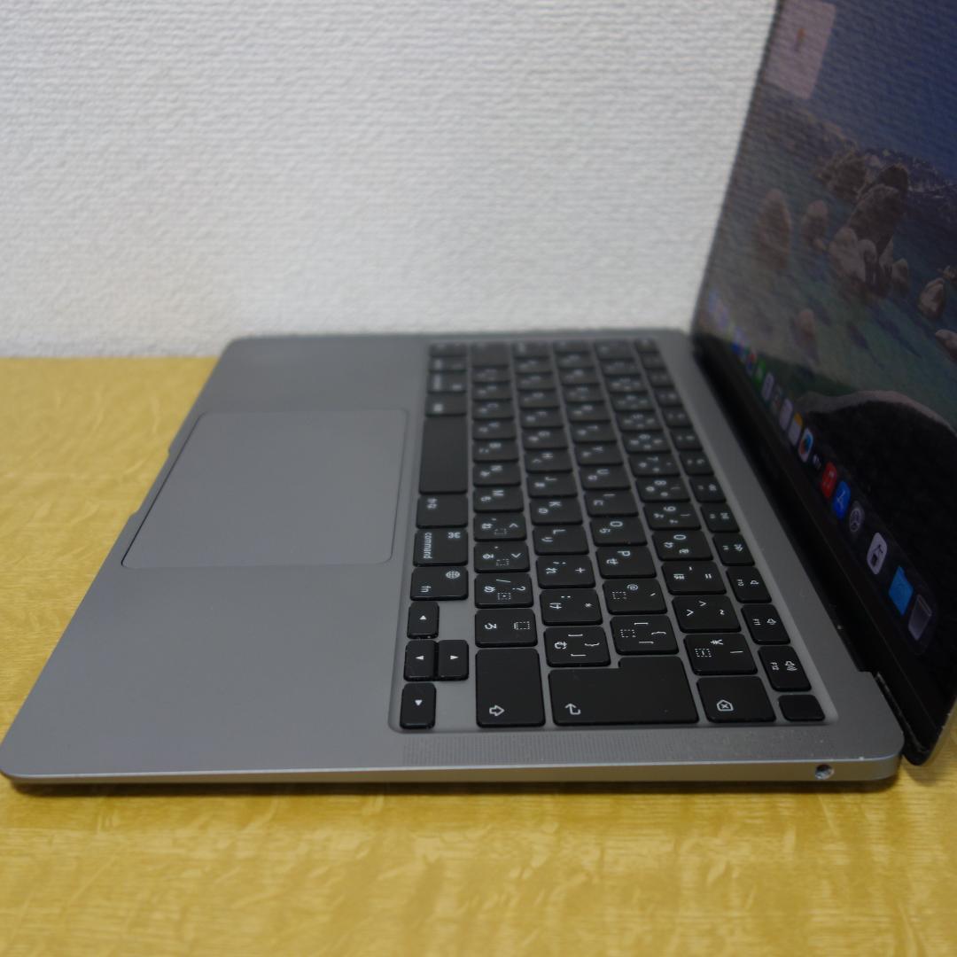 319）MacBook Air 2020 Apple　M1/8GB/SS256G