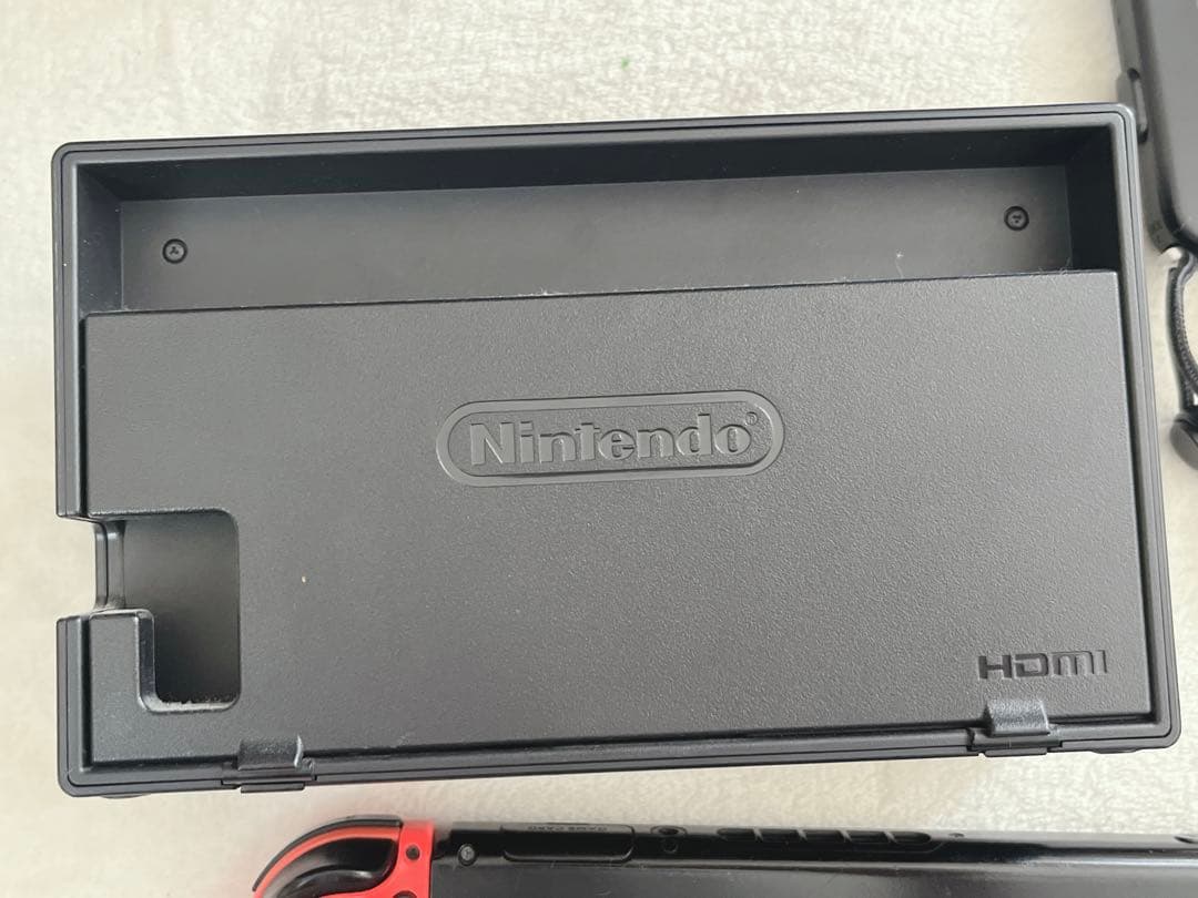 Nintendo Switch 本体 赤/青 Joy-Con ケース付き