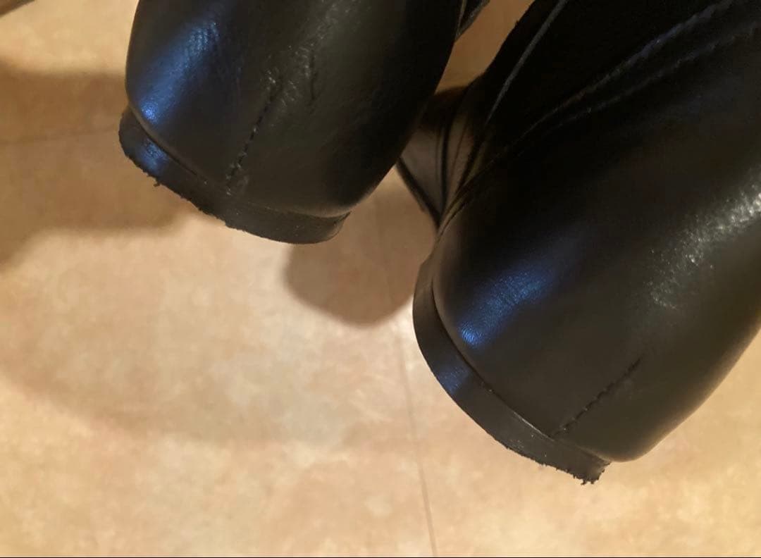 ファビオルスコーニ フラットロングブーツ 黒